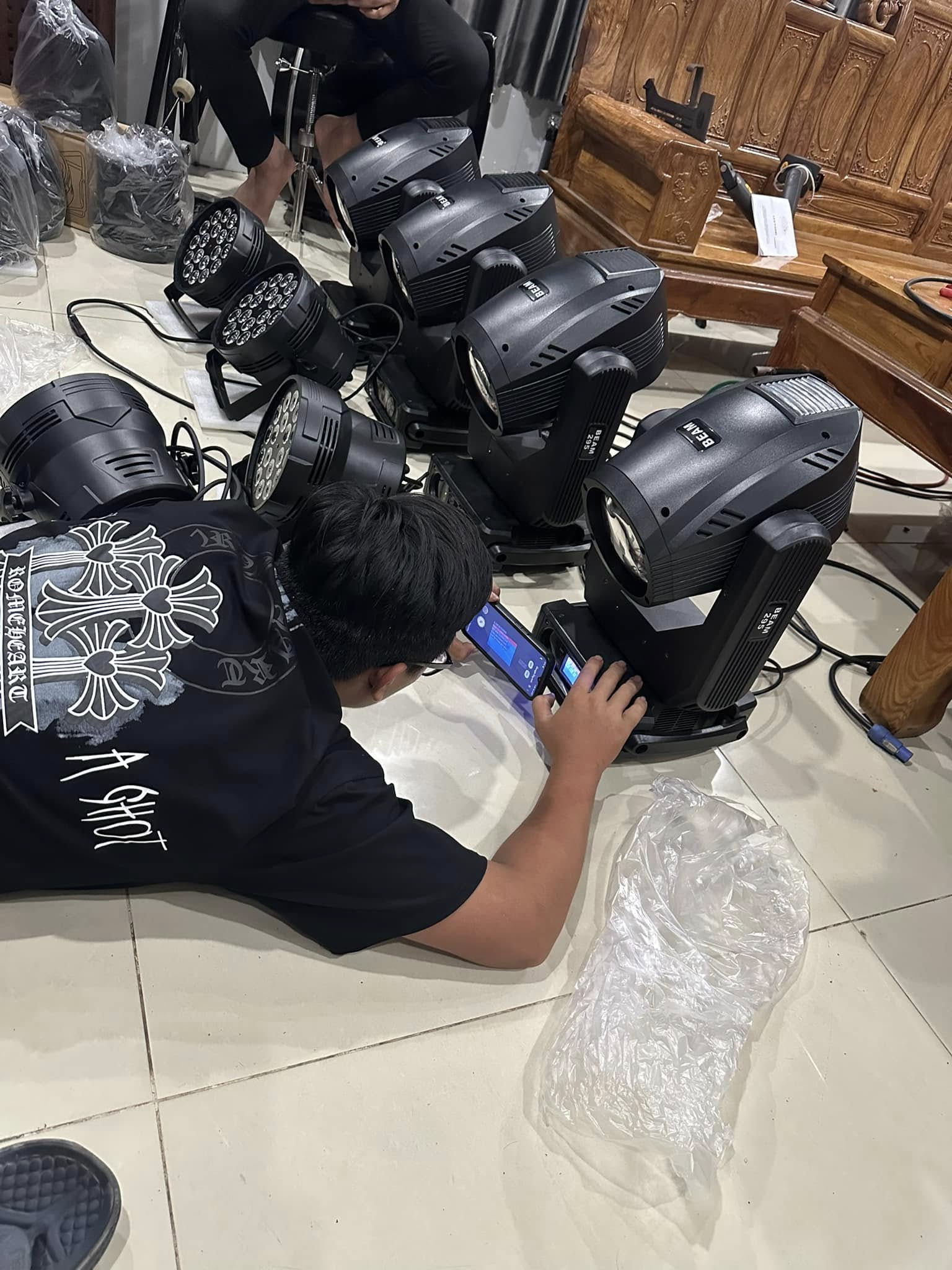 Sản xuất và thi công